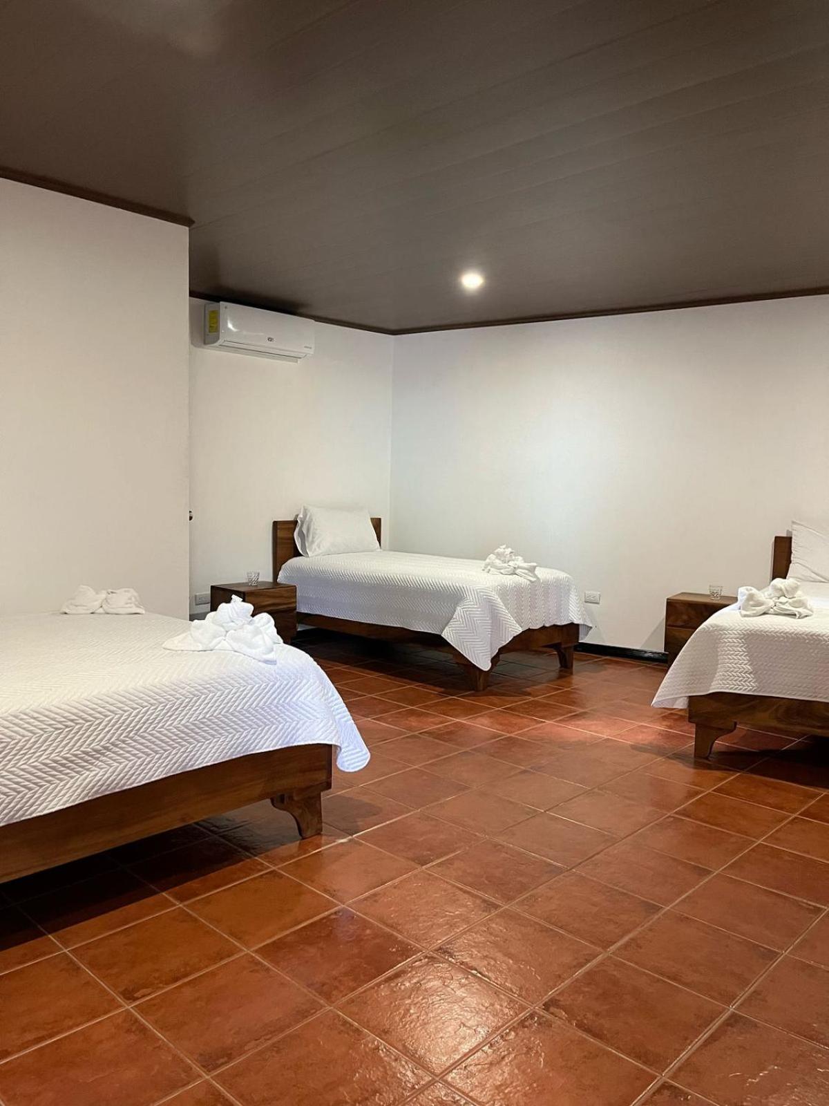 Hotel Y Restaurante El Paramo San Rafael  Buitenkant foto